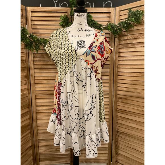 Bucket List multipattern dress - Picture 1 of 5